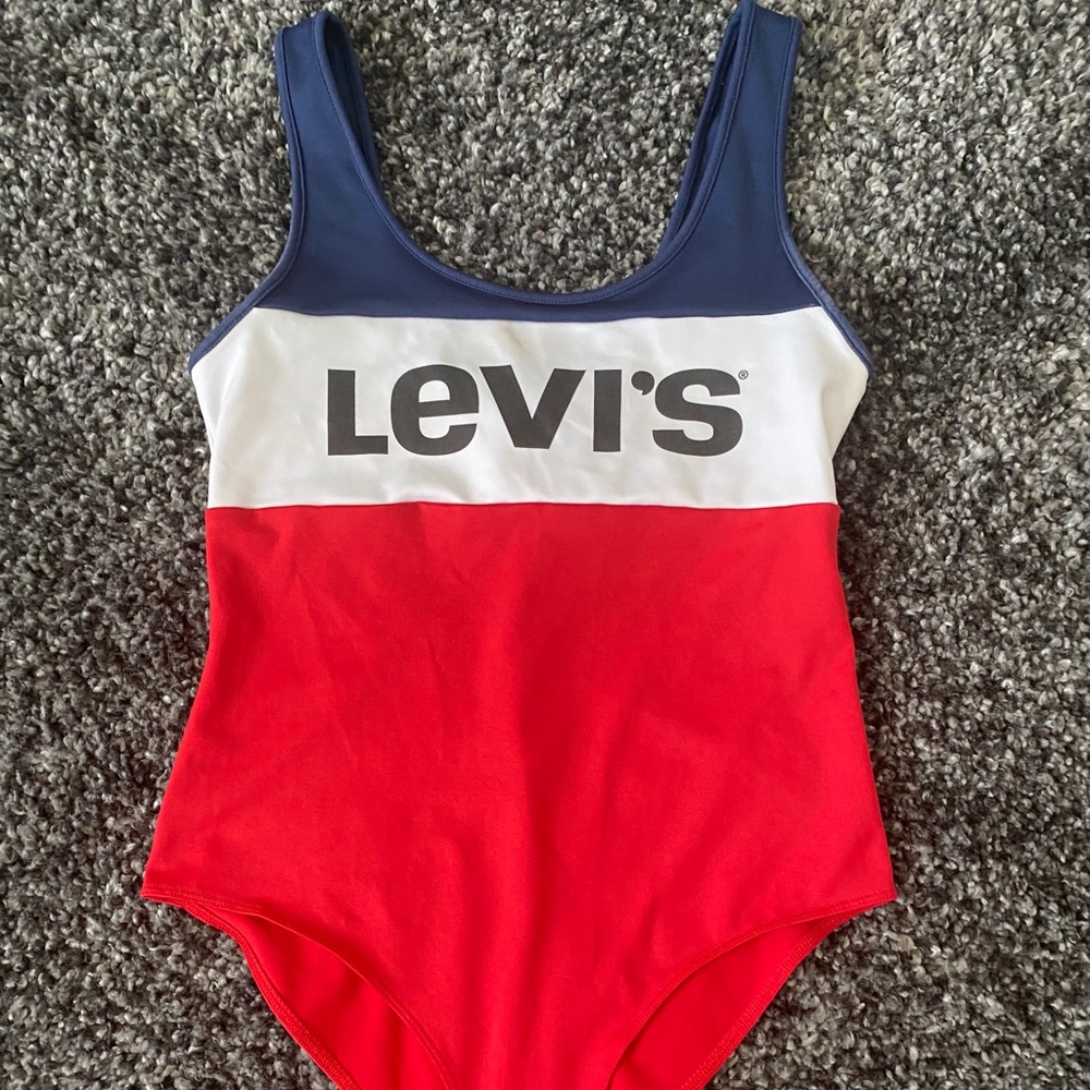 Levi’s bodysuit